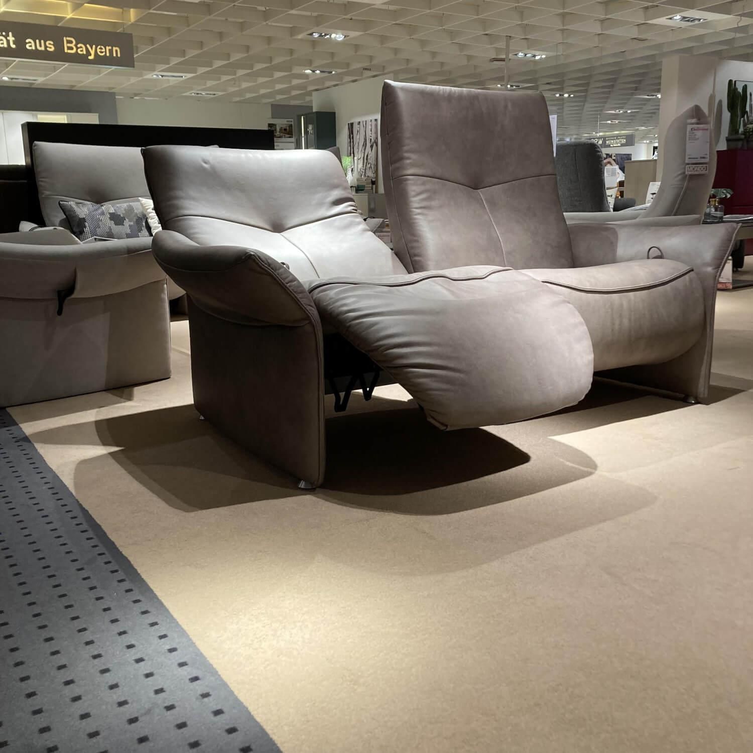 himolla Sofa Varia Leder Eleganzo Fango Grau MÖBELFIRST.DE