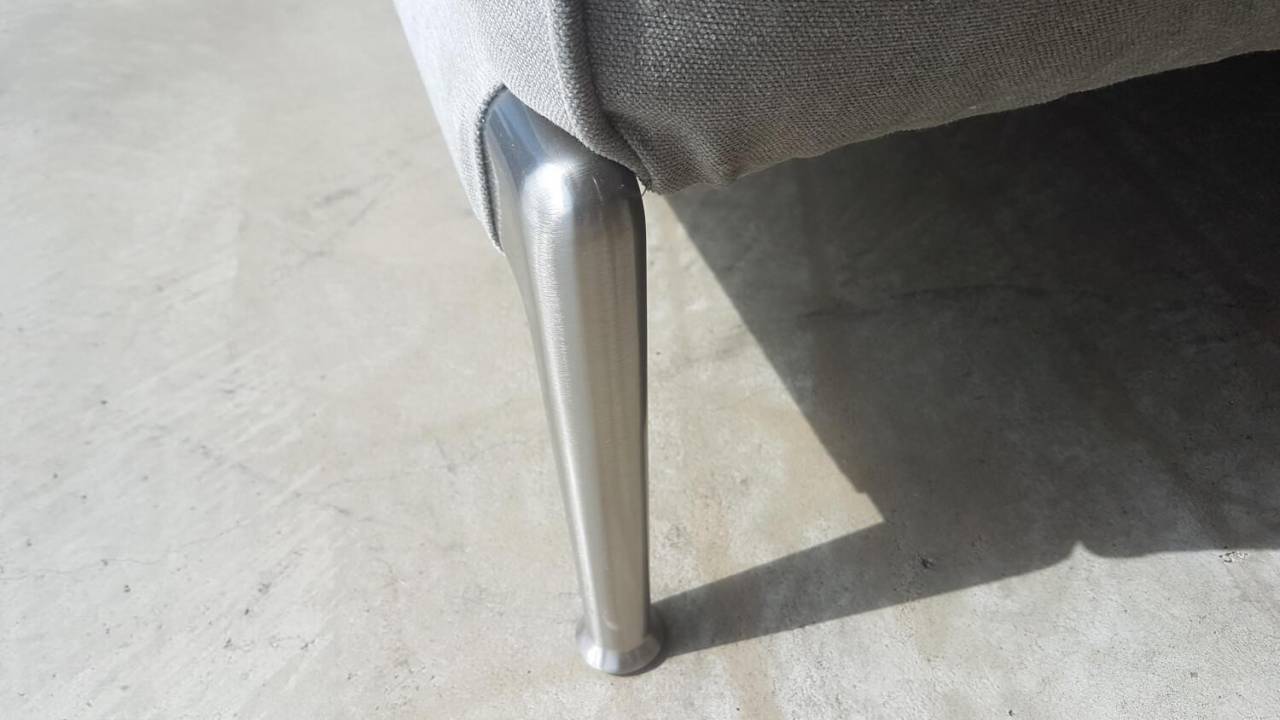 Ecksofa Adda Stoff Extra Enea Grün Füße Chrom Satiniert mit 3 Kissen