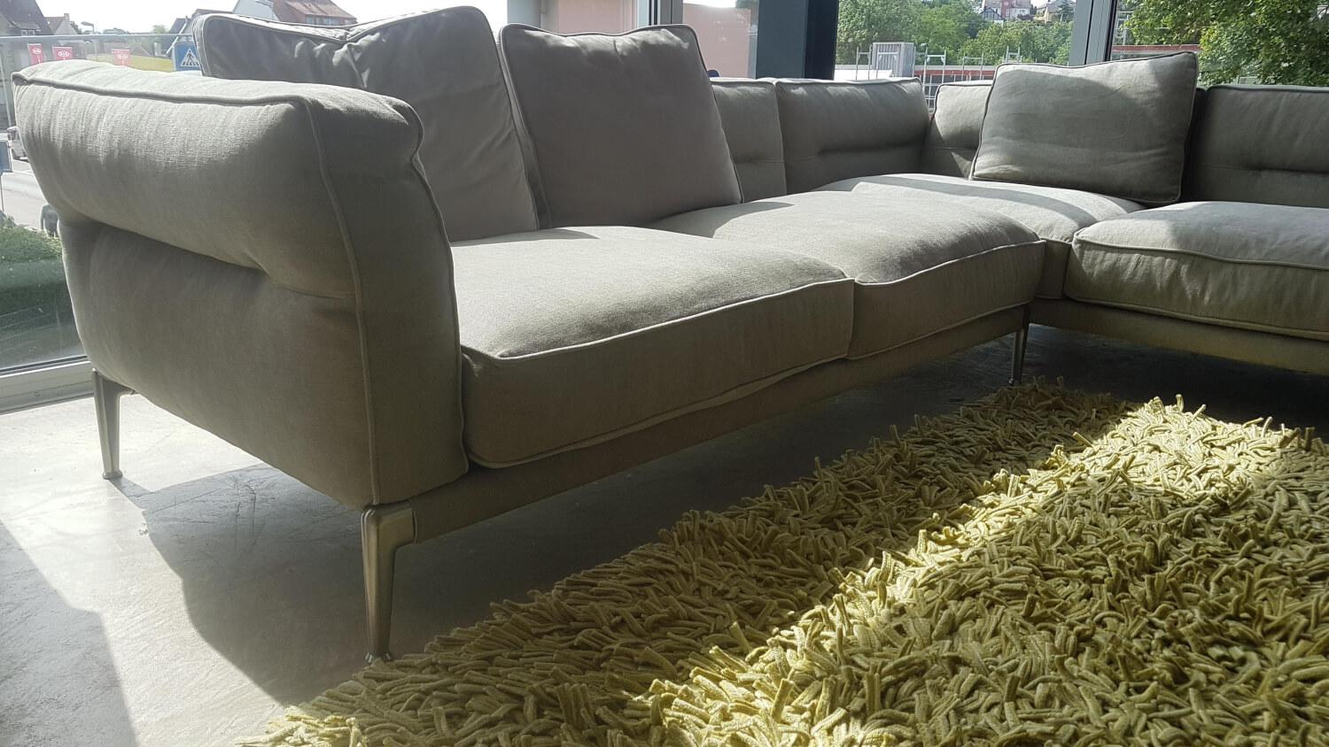 Ecksofa Adda Stoff Extra Enea Grün Füße Chrom Satiniert mit 3 Kissen