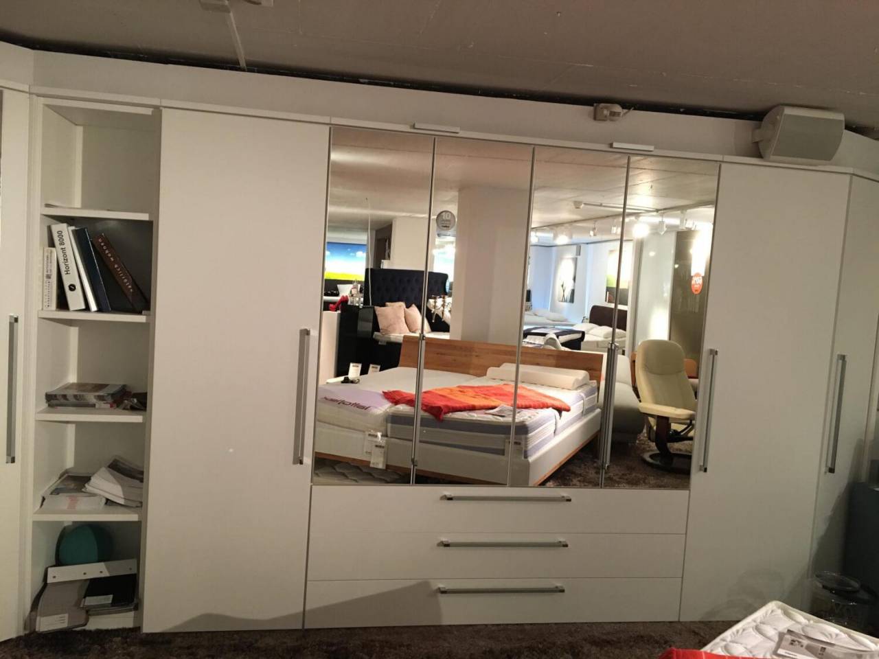 Drehtüren-Planungsschrank Horizont 8000 Polarweiß – Nolte – Schränke