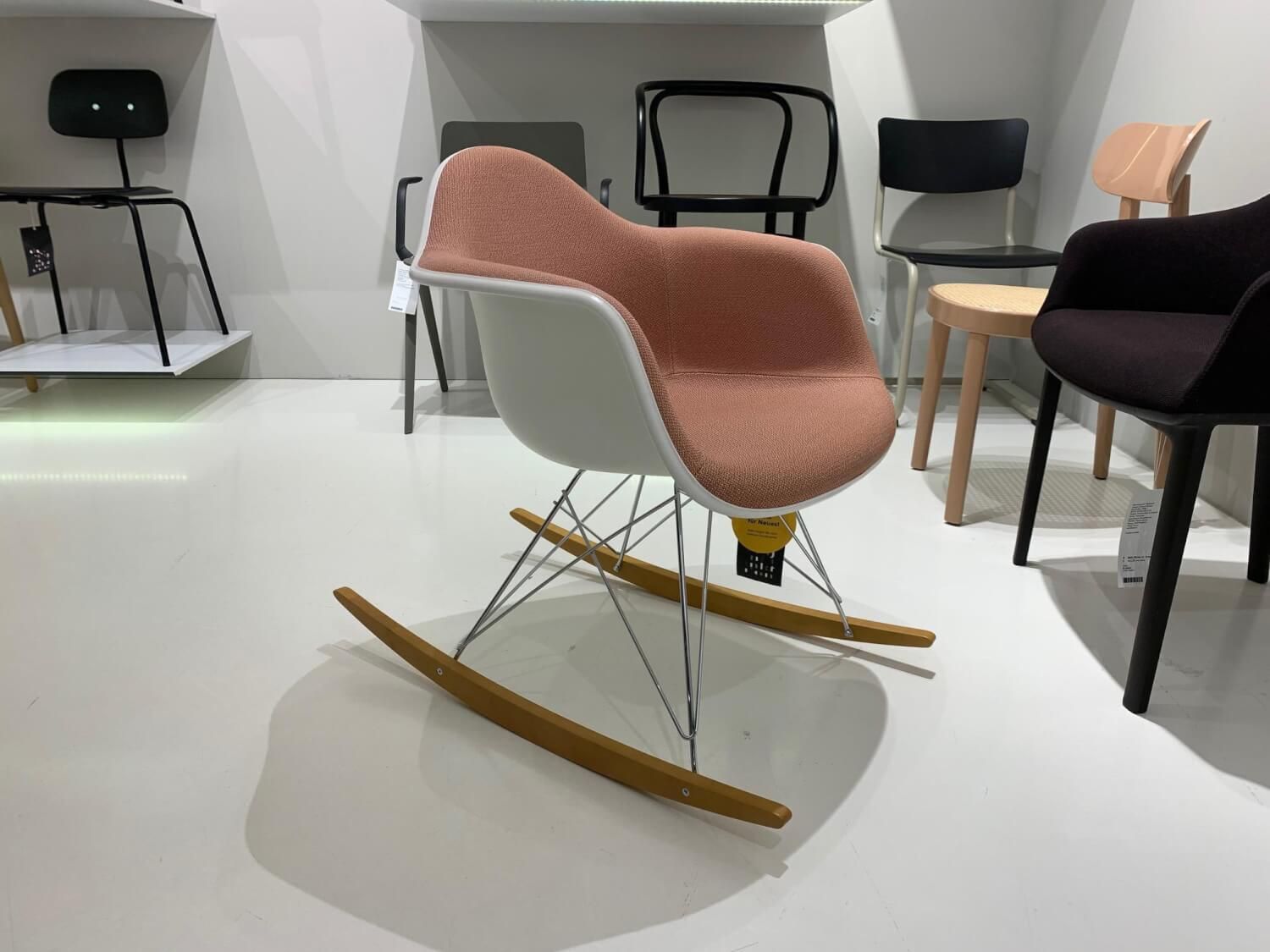 Vitra Schaukelstuhl MÖBELFIRST