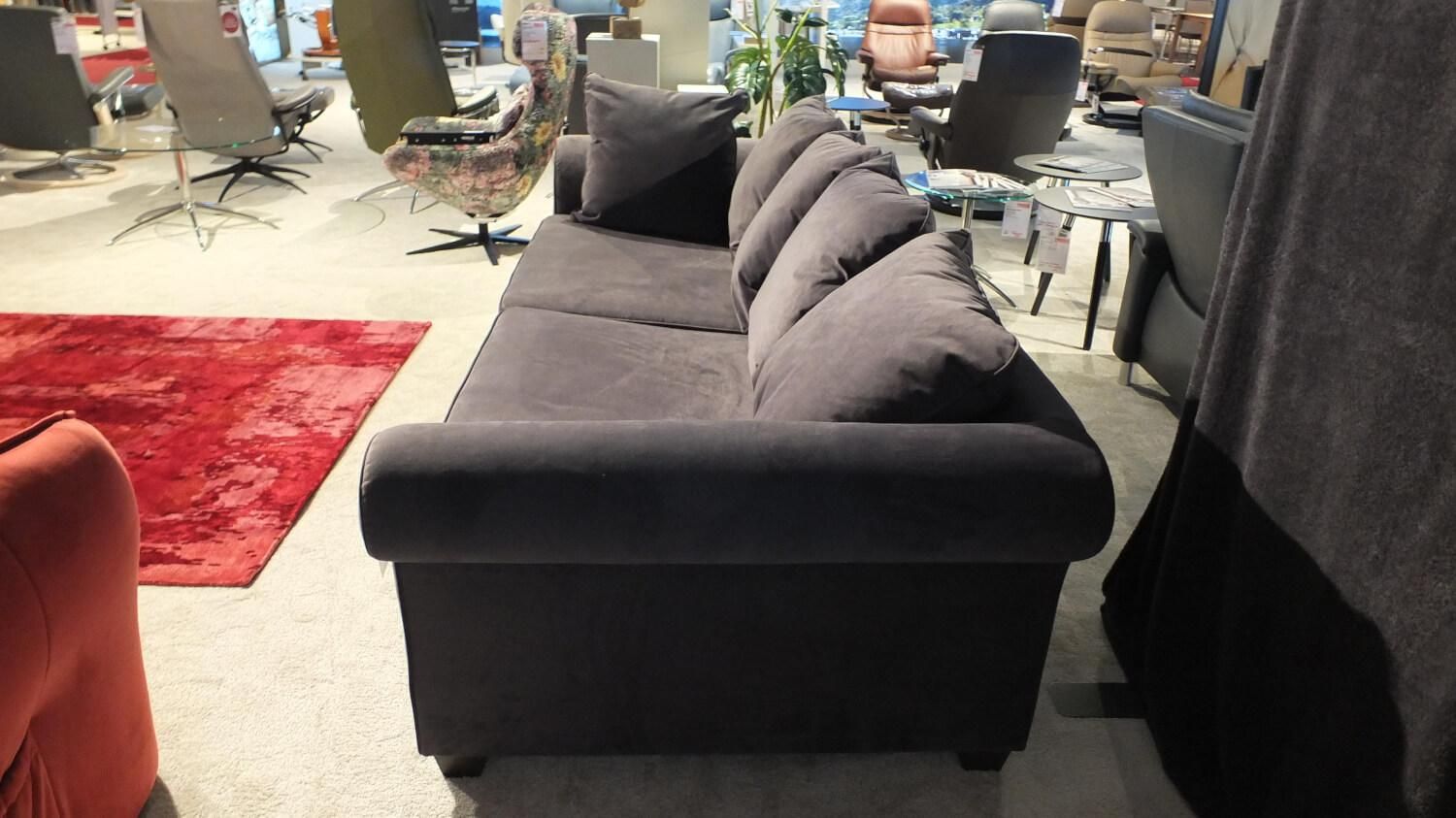 Sofa Almelo Stoff 312/77 Grau mit 5 Kissen 2Sitzer