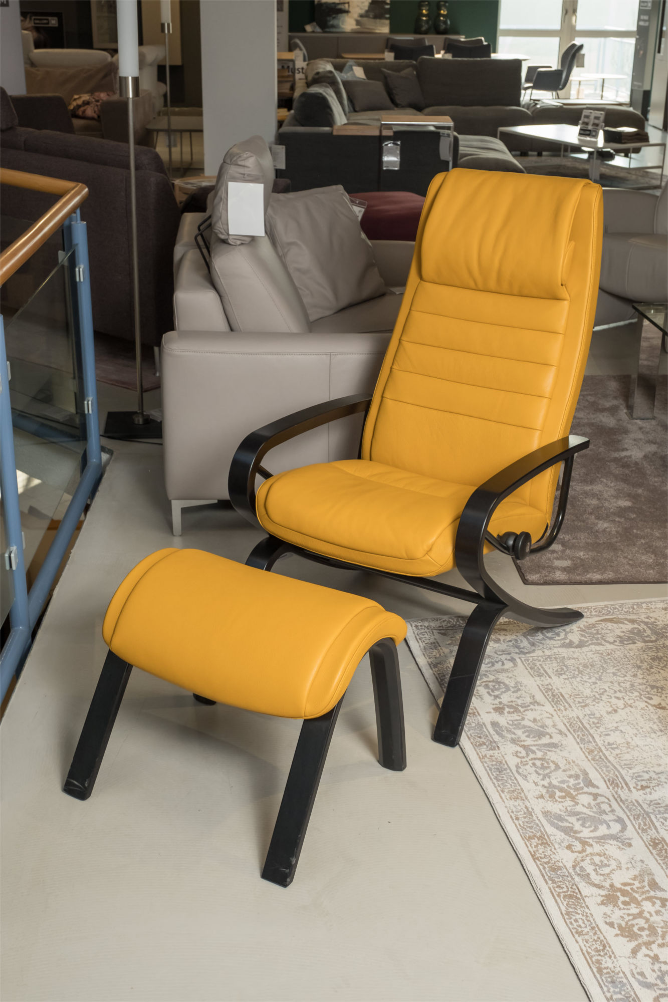 Sessel You John (mit Hocker) in Gelb - Stressless ® - Sessel - günstig kaufen | MöbelFirst