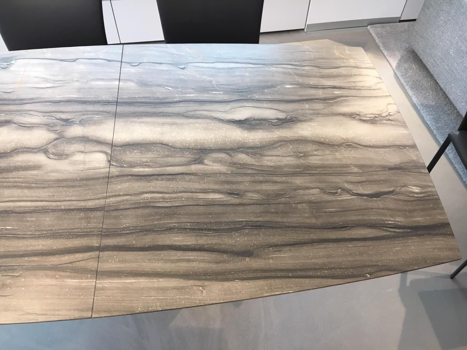 Esstisch Adler II Steinplatte Sequoia Brown Bootsförmig Ausziehbar